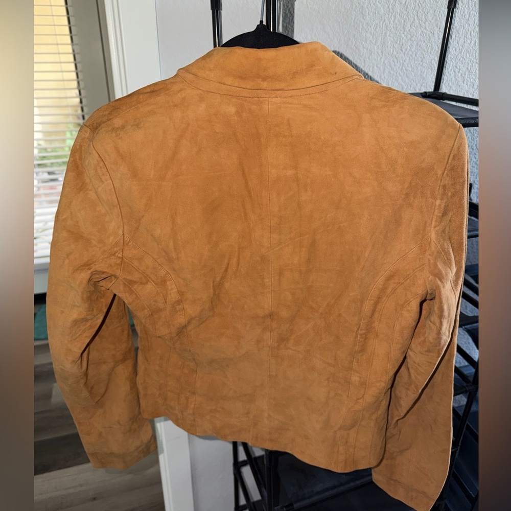 Elements - Picture 4 of 5